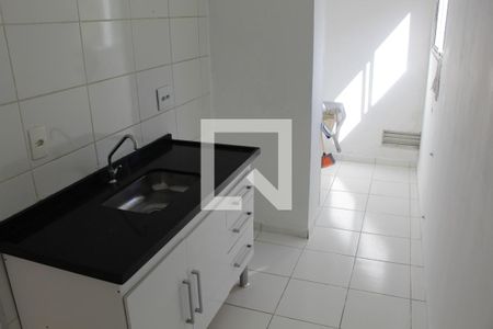 Cozinha de apartamento para alugar com 2 quartos, 45m² em Jardim Petrópolis, Cotia