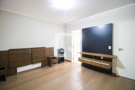 Suíte 1 de casa para alugar com 3 quartos, 250m² em Vila Mazzei, São Paulo