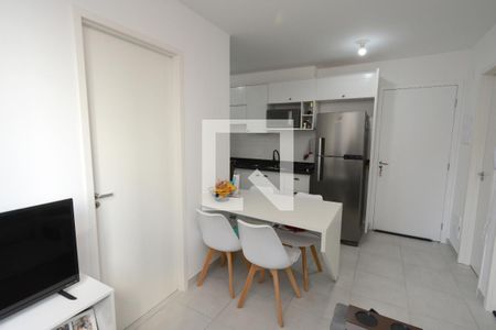Sala/Cozinha de apartamento para alugar com 2 quartos, 34m² em Jardim Taquaral, São Paulo