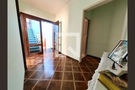 Corredor de casa à venda com 5 quartos, 285m² em Vila Albertina, São Paulo