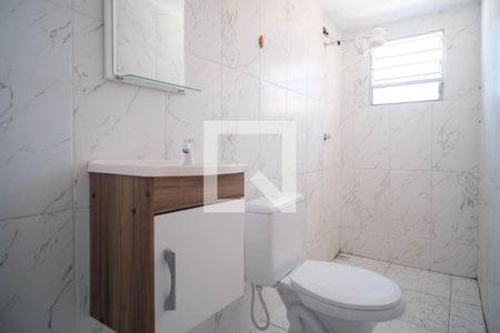 Banheiro 1 de casa para alugar com 1 quarto, 60m² em Vila Araguaia, São Paulo