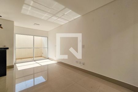 Sala de casa de condomínio para alugar com 2 quartos, 69m² em Balneário Cidade Atlântica, Guarujá