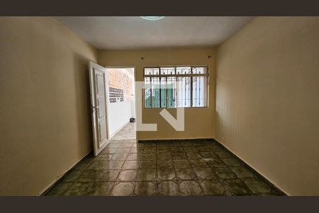 Sala de casa para alugar com 2 quartos, 100m² em Jardim Cidália, São Paulo