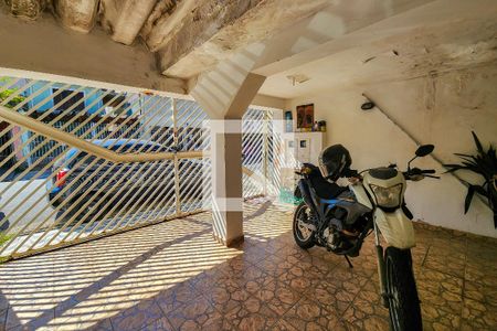 Casa para alugar com 300m², 6 quartos e 1 vaga Casa para alugar com 300m², 6 quartos e 1 vagaGaragem