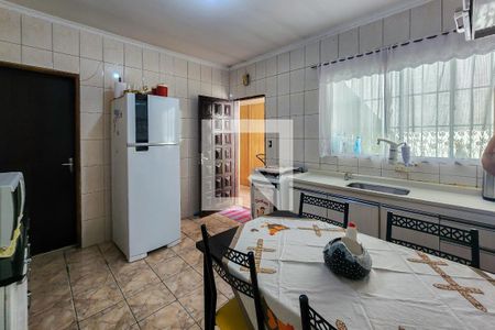 Casa para alugar com 300m², 6 quartos e 1 vaga Casa para alugar com 300m², 6 quartos e 1 vagaCozinha