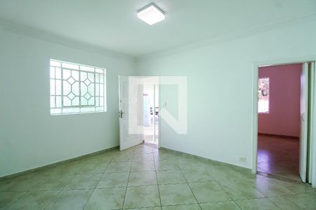Sala de casa para alugar com 2 quartos, 180m² em Vila Bertioga, São Paulo