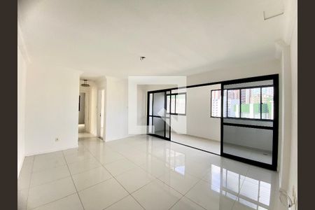 Sala de apartamento para alugar com 3 quartos, 110m² em Barra, Salvador