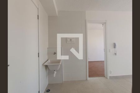 Sala e Cozinha de apartamento para alugar com 1 quarto, 29m² em Bom Retiro, São Paulo