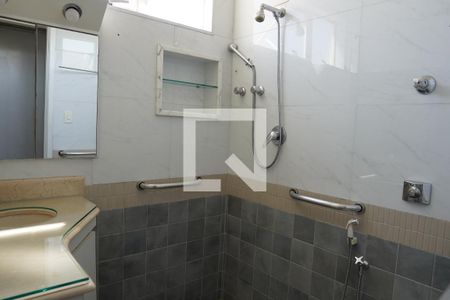 Banheiro da Suíte de apartamento à venda com 3 quartos, 140m² em Jardim Paulista, São Paulo
