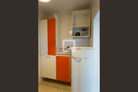 Cozinha de casa para alugar com 2 quartos, 64m² em Morumbi, São Paulo