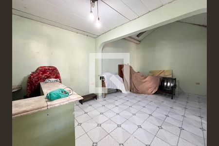 Sala  de casa à venda com 3 quartos, 300m² em Vila Fachini, São Paulo