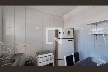 Cozinha de apartamento para alugar com 1 quarto, 70m² em Guilhermina, Praia Grande