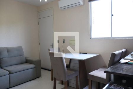 Sala de apartamento à venda com 2 quartos, 45m² em Feitoria, São Leopoldo