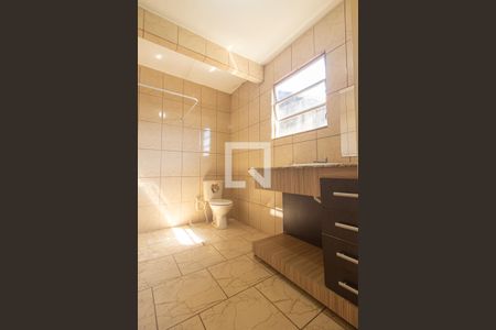 Banheiro de casa para alugar com 2 quartos, 110m² em Campo Grande, Rio de Janeiro