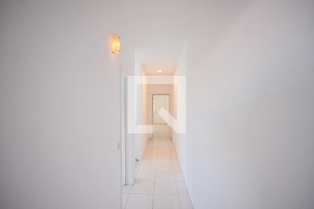 Corredor de casa à venda com 3 quartos, 150m² em Vila Sonia, São Paulo