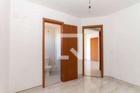Suíte de apartamento para alugar com 2 quartos, 45m² em Vila Galvão, Guarulhos