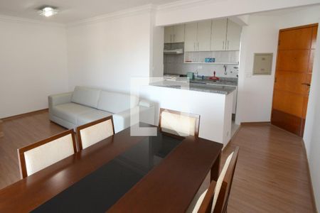 Sala de apartamento para alugar com 3 quartos, 72m² em Jardim Luanda, São Paulo