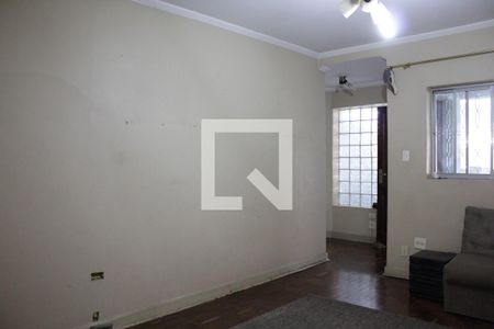 Sala de casa para alugar com 4 quartos, 130m² em Vila Claudia, São Paulo