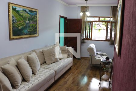 Sala de casa à venda com 4 quartos, 300m² em Jardim Riacho das Pedras, Contagem