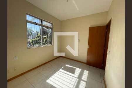 Quarto suíte de apartamento à venda com 3 quartos, 72m² em Vila Cloris, Belo Horizonte