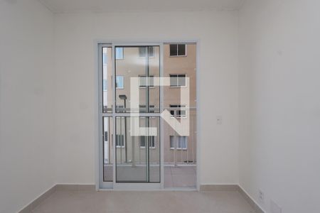 Sala/Cozinha/Lavanderia de apartamento para alugar com 2 quartos, 35m² em Vila Ema, São Paulo