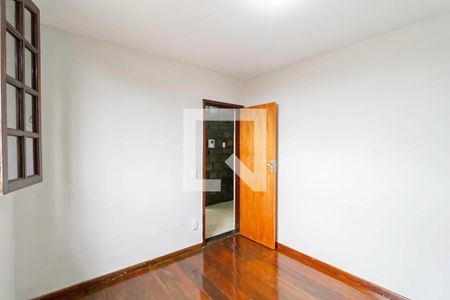 Quarto de casa à venda com 3 quartos, 150m² em São João Batista, Belo Horizonte