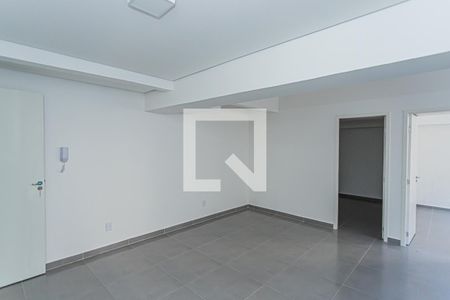 Sala e cozinha de apartamento para alugar com 2 quartos, 49m² em Vila Guedes, São Paulo