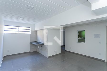 Sala e cozinha de apartamento para alugar com 2 quartos, 49m² em Vila Guedes, São Paulo