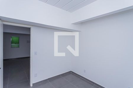 Quarto 1 de apartamento para alugar com 2 quartos, 49m² em Vila Guedes, São Paulo