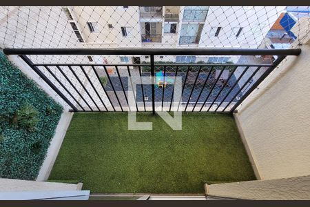 Sacada de apartamento à venda com 2 quartos, 48m² em Jardim Monte Libano, Santo André
