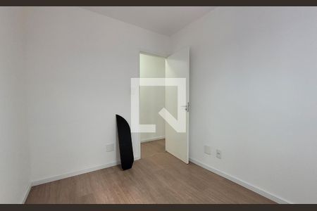 Quarto de apartamento à venda com 2 quartos, 48m² em Jardim Monte Libano, Santo André