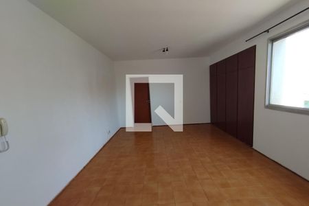 Sala - Dormitório de kitnet/studio para alugar com 1 quarto, 38m² em Centro, Ribeirão Preto