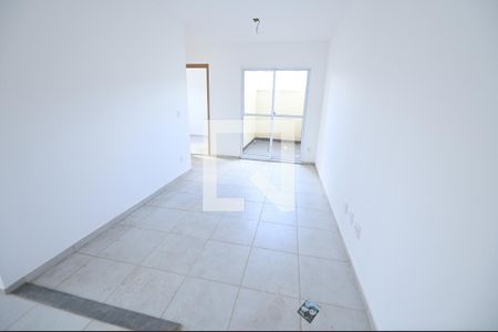 Sala de apartamento para alugar com 2 quartos, 56m² em Chácara São Pedro, Aparecida de Goiânia