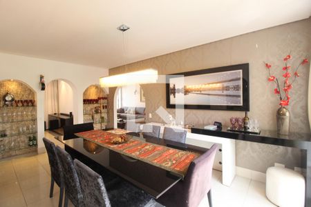 Sala de apartamento à venda com 4 quartos, 226m² em Coracao de Jesus, Belo Horizonte
