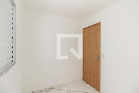 Quarto 2 de apartamento para alugar com 2 quartos, 38m² em Vila Carrao, São Paulo