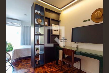 Sala de kitnet/studio para alugar com 1 quarto, 36m² em Centro Histórico, Porto Alegre