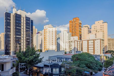 Vista da Sala de apartamento à venda com 3 quartos, 83m² em Pinheiros, São Paulo