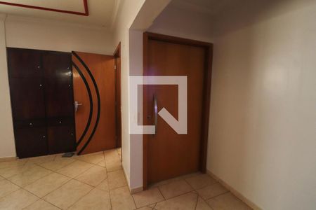 Portas de entrada de apartamento para alugar com 3 quartos, 182m² em Setor Morais, Goiânia