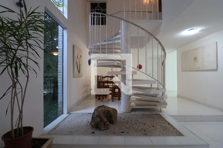 Detalhe Sala de casa à venda com 6 quartos, 247m² em Pompeia, São Paulo