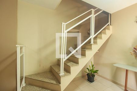 Escada de casa para alugar com 3 quartos, 125m² em Campo Grande, Rio de Janeiro