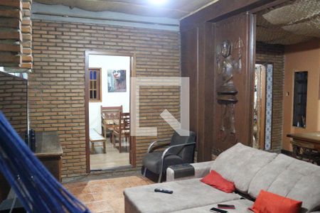 Sala de casa à venda com 2 quartos, 180m² em Eldorado, Contagem