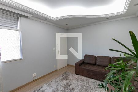 Sala de apartamento à venda com 3 quartos, 70m² em Padre Eustáquio, Belo Horizonte