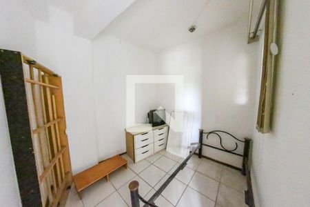 Quarto  de apartamento para alugar com 2 quartos, 55m² em Padre Eustáquio, Belo Horizonte