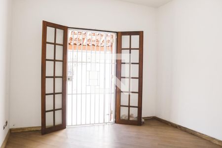 Quarto 1 de casa à venda com 5 quartos, 150m² em Vila Continental, São Paulo