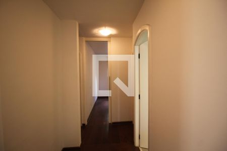 Corredor de apartamento para alugar com 4 quartos, 116m² em Jardim Marajoara, São Paulo