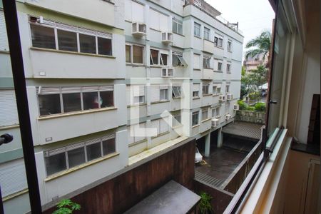 Sala - Vista de apartamento à venda com 4 quartos, 114m² em São João, Porto Alegre