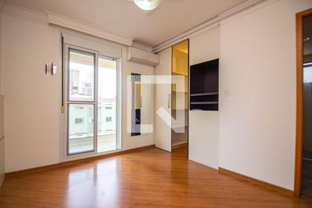Suíte  de apartamento à venda com 3 quartos, 131m² em Pinheiros, São Paulo