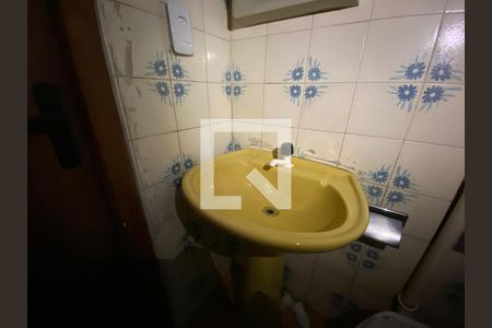 Banheiro - torneira de apartamento para alugar com 1 quarto, 30m² em Rubem Berta, Porto Alegre