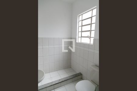 Banheiro de apartamento à venda com 2 quartos, 52m² em Menino Deus, Porto Alegre