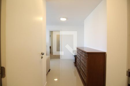 Sala de apartamento à venda com 2 quartos, 74m² em Barra da Tijuca, Rio de Janeiro